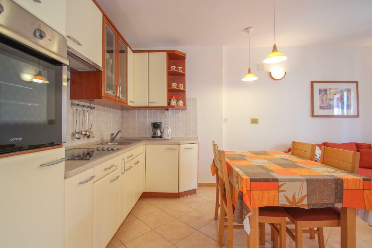 Alenka Orange Apartment Novigrad  Exterior photo